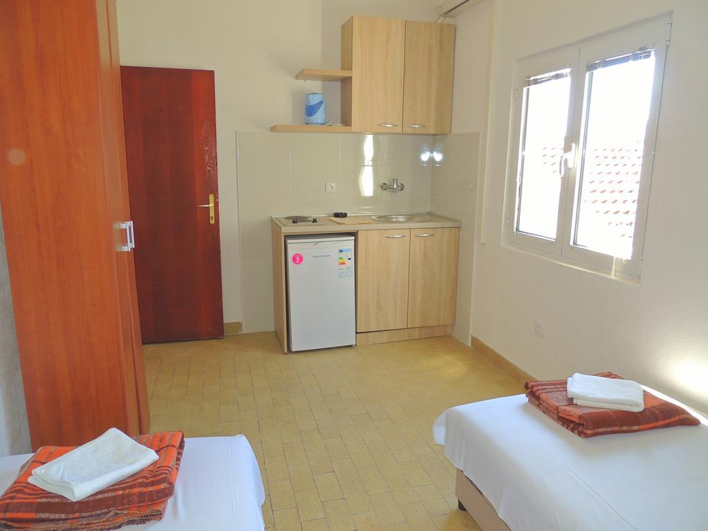 Guest House Jelena Будва Экстерьер фото